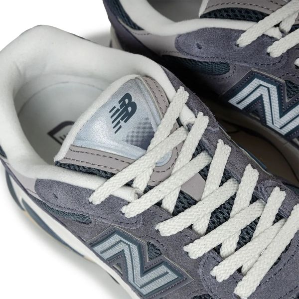 New Balance 2010 Sneaker Anthrazit – Bild 5