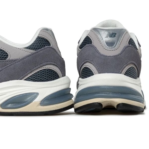 New Balance 2010 Sneaker Anthrazit – Bild 6