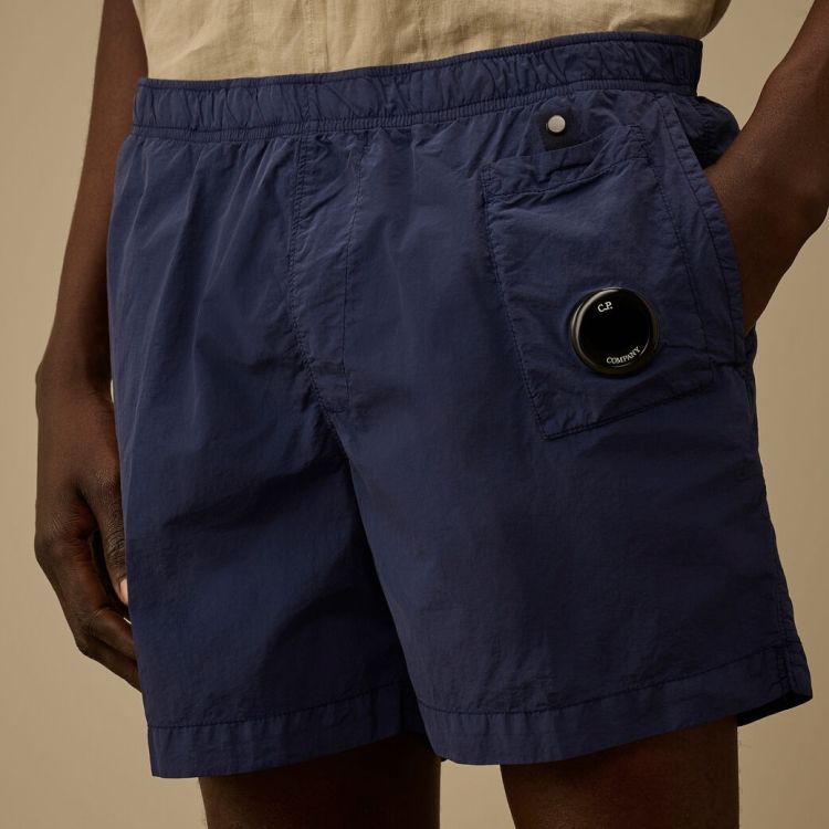 CP Company Flatt Nylon Lens Badehose Dunkelblau – Bild 2